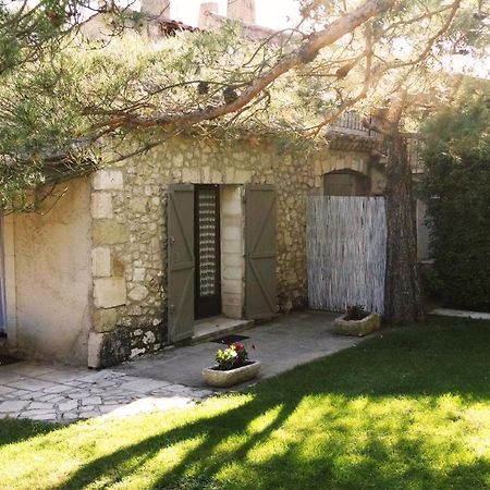 Mas Grimaud - Gite- Studio Et Chambres D'Hotes Familiales Eygalieres  Ngoại thất bức ảnh