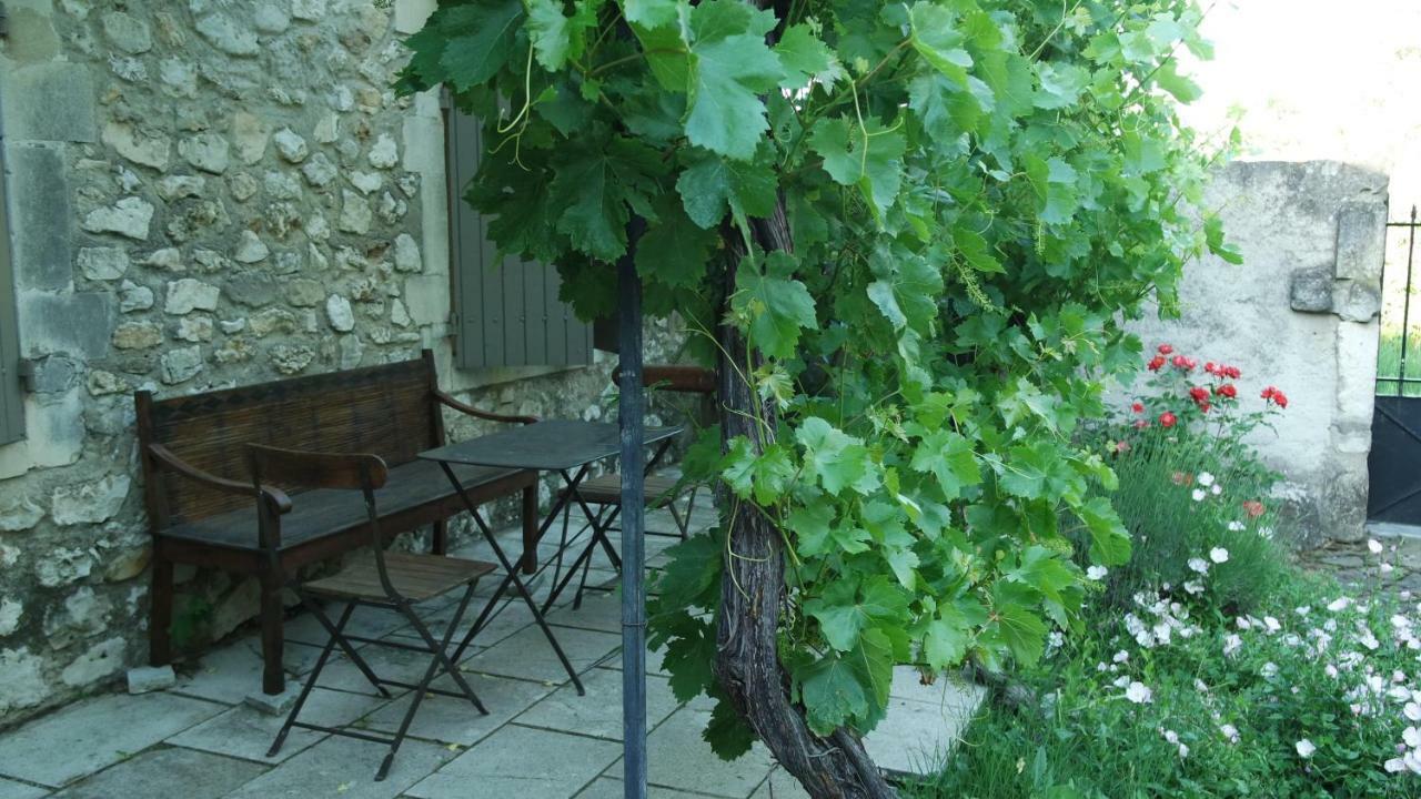 Mas Grimaud - Gite- Studio Et Chambres D'Hotes Familiales Eygalieres  Ngoại thất bức ảnh