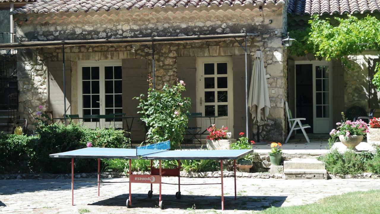 Mas Grimaud - Gite- Studio Et Chambres D'Hotes Familiales Eygalieres  Ngoại thất bức ảnh